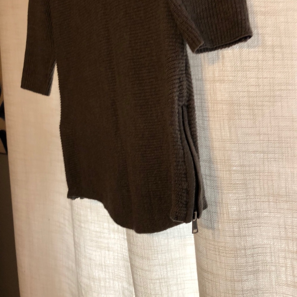 Sweater - Picture 2 of 3